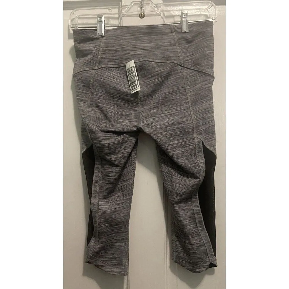 Women's Lululemon Gray‎ Capris Compression Leggings Size 4 Inner/Outer Pockets Gray - Image 2