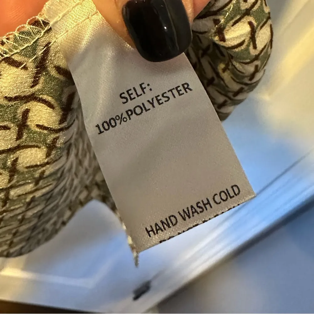 easel  Dusty Sage Collared Button Down Belted Dress Size L NWT - Image 4