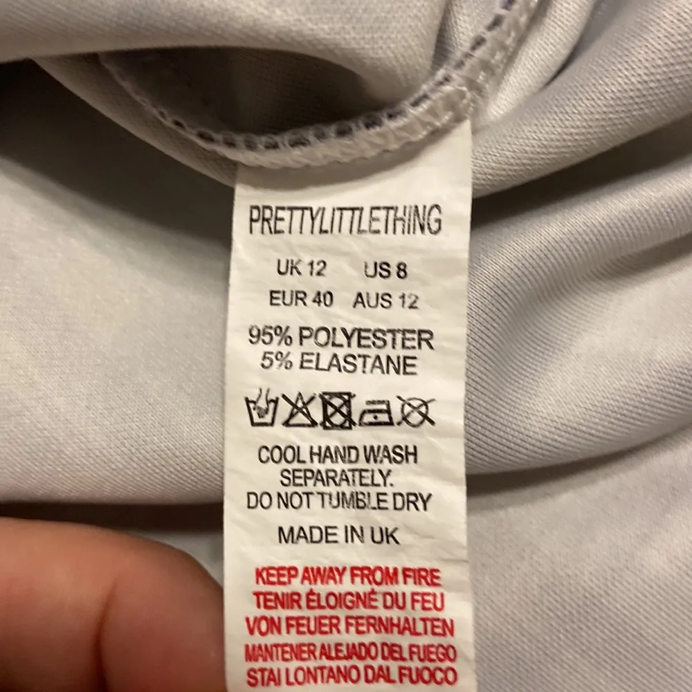 Pretty Little Things US size 8 two pieces skirt and jacket see measurements - Image 7