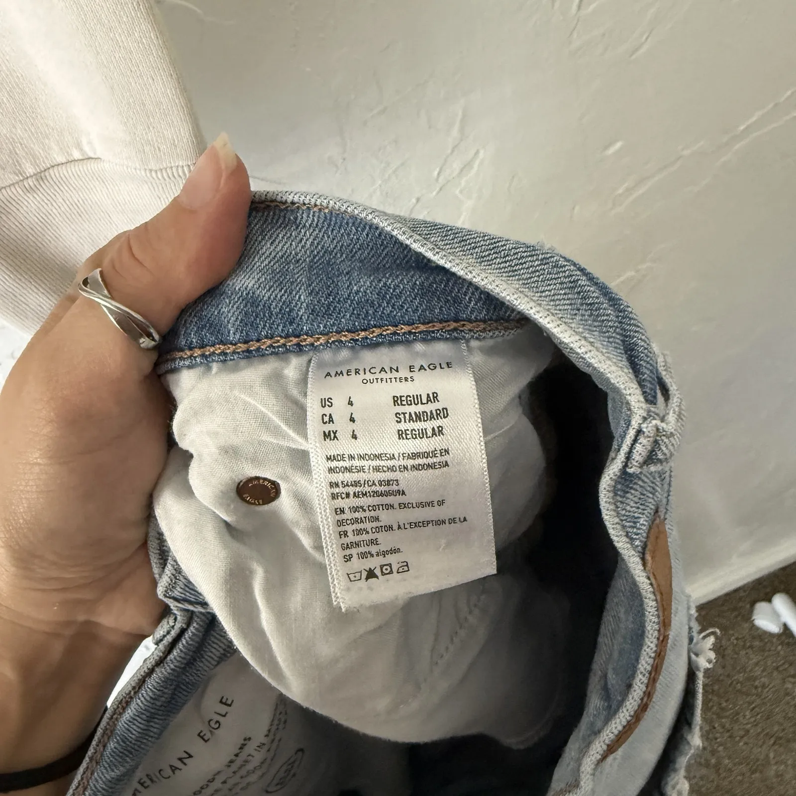 American Eagle Jeans Womens 4 High Rise Baggy Distressed Denim Regular Fit Blue - Image 11