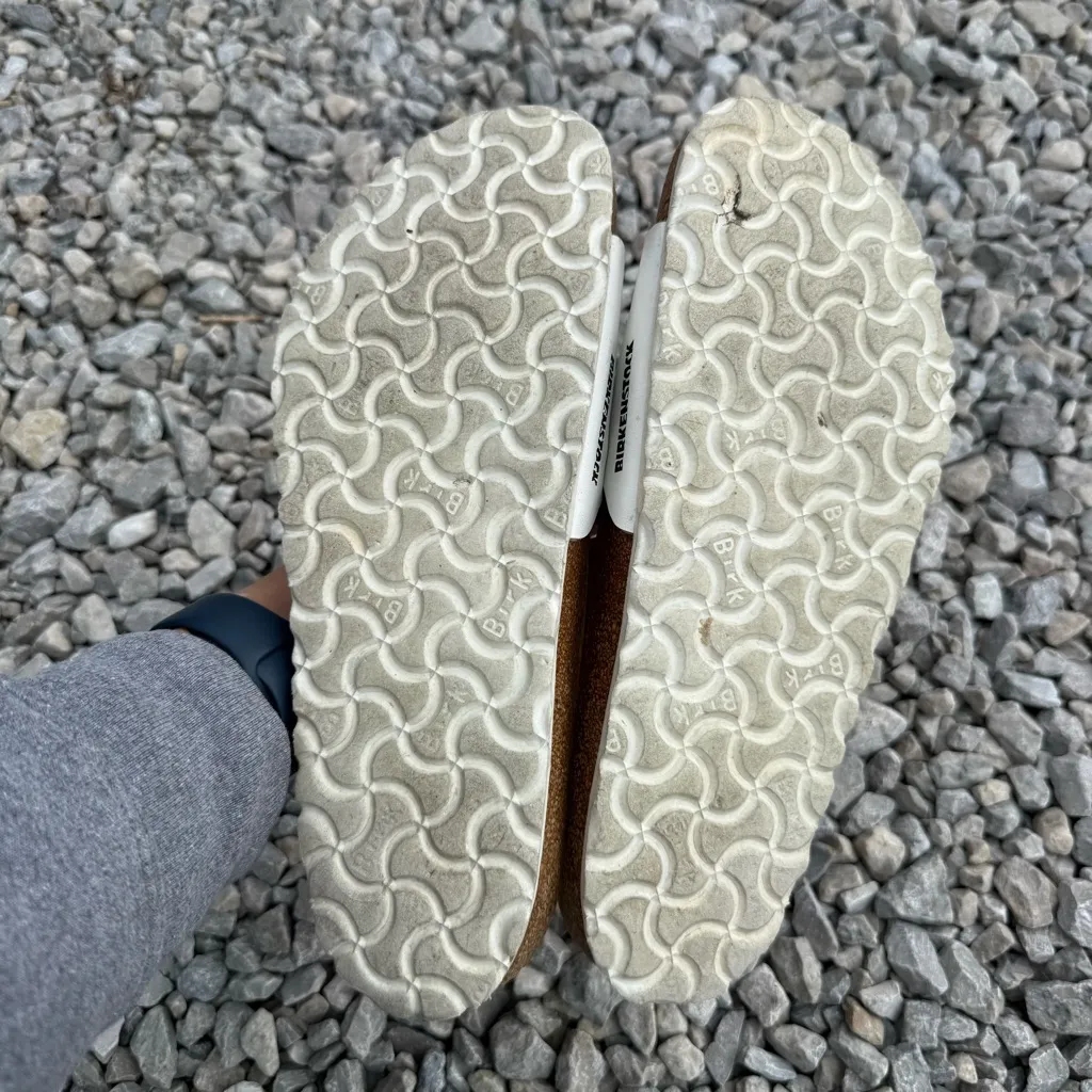 Size 40 Birkenstock Madrid One Strap Sandals White - Image 4