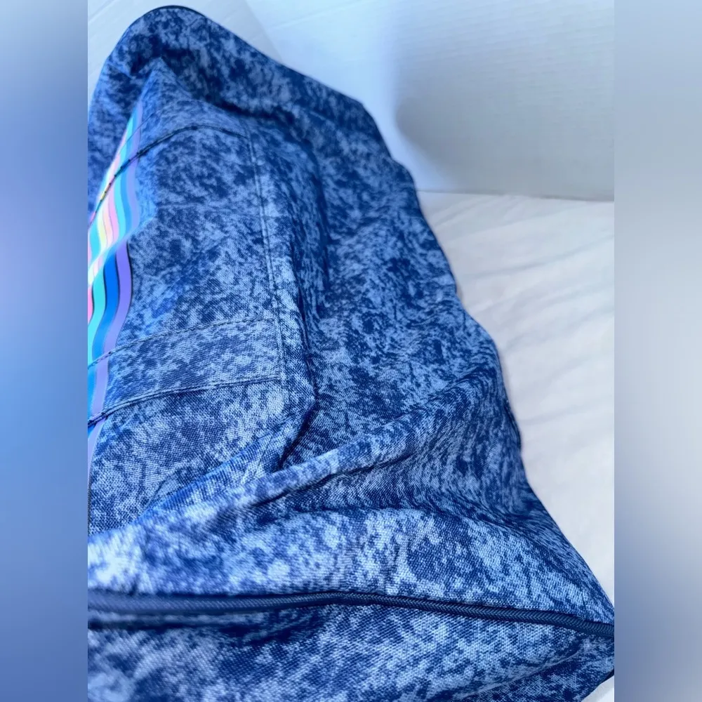 New With Tags Denim Sesame Street Blue Duffle Tote Weekender Travel Bag Luggage - Image 10