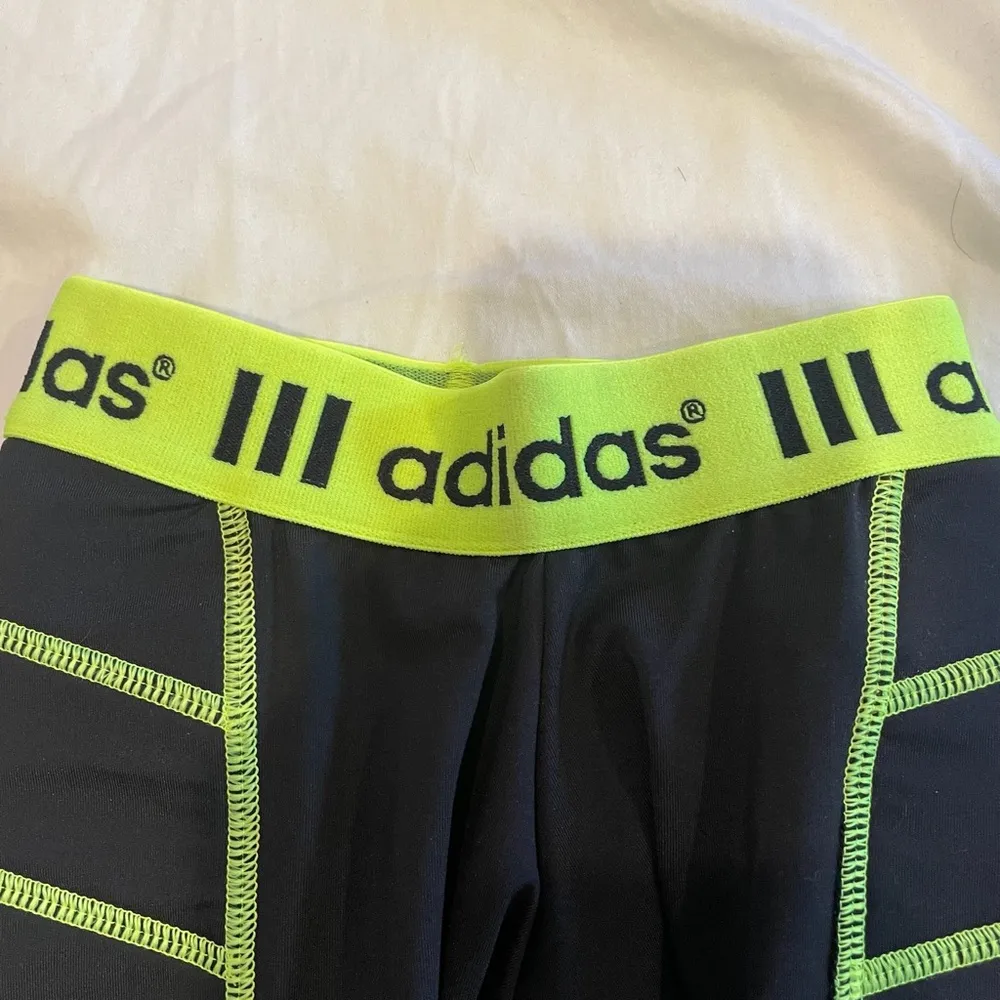 Adidas Climalite Girls Destiny Solid Black Sliding Softball Shorts Sz XS NWT - Image 3