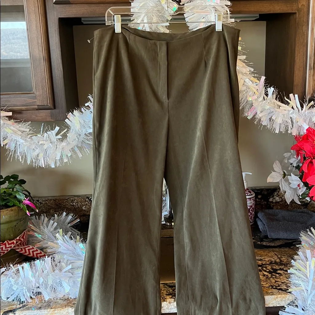 Elliott Lauren Pants Faux Suede Olive Green Slacks Womens 14 Chino - Image 2