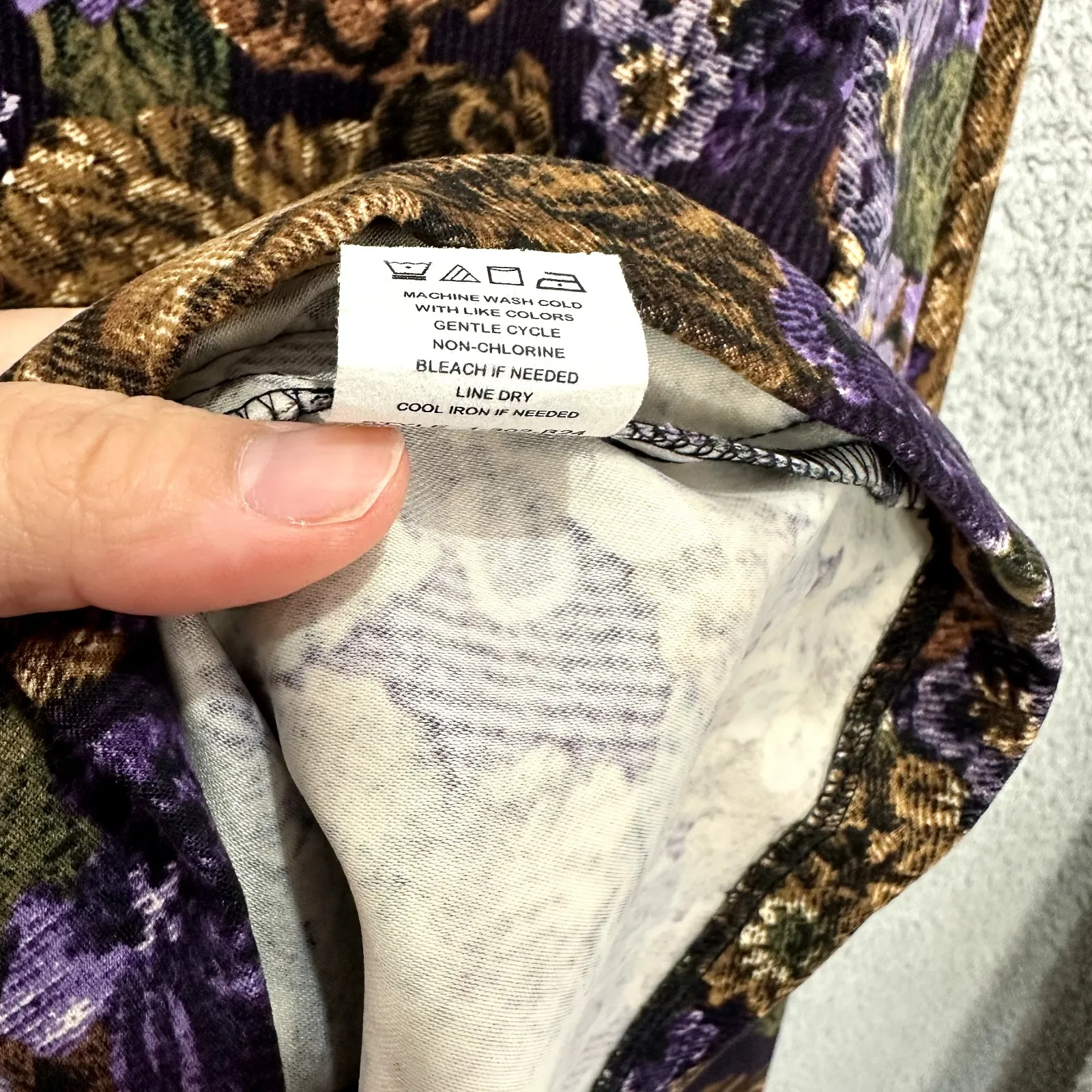 Briggs New York Blouse Womens PXL Floral Corduroy Button Up Dark‎ Academia Retro Purple Size undefined - Image 7