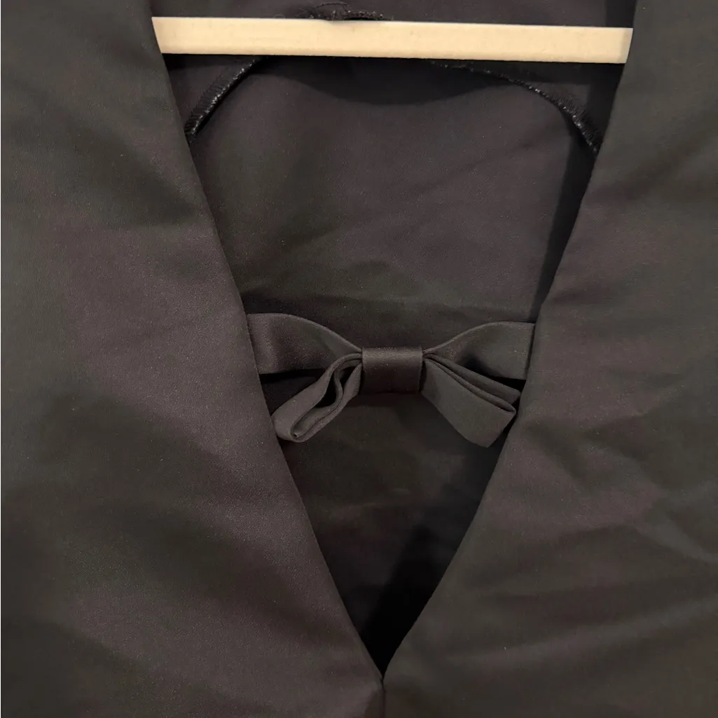 H&M Black Open Back Bow Satin Top - Image 3