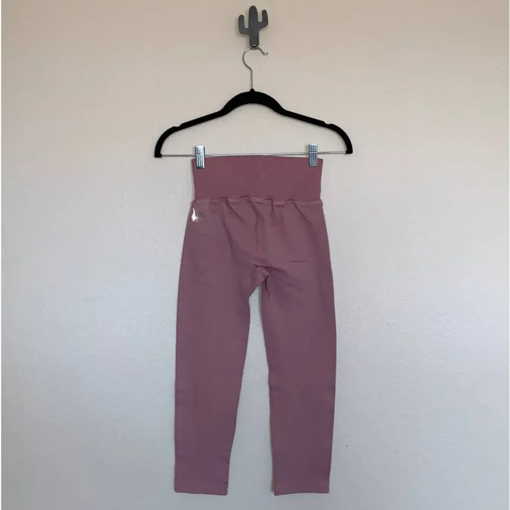 NEW Free People Movement Rewind 7/8 Leggings in Rose - Image 3