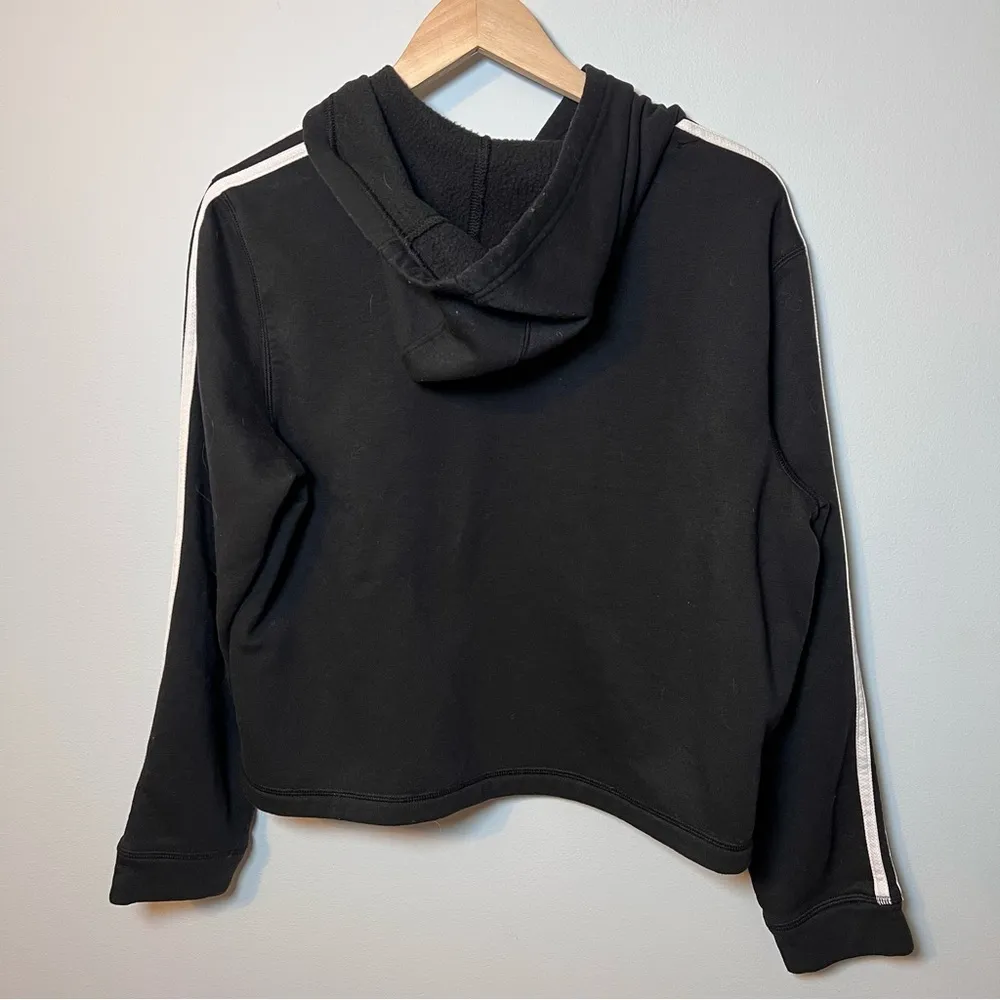 Adidas Cropped Hoodie Women’s XL Black 3 Stripe Sweatshirt Pullover Workout Gym - Image 3