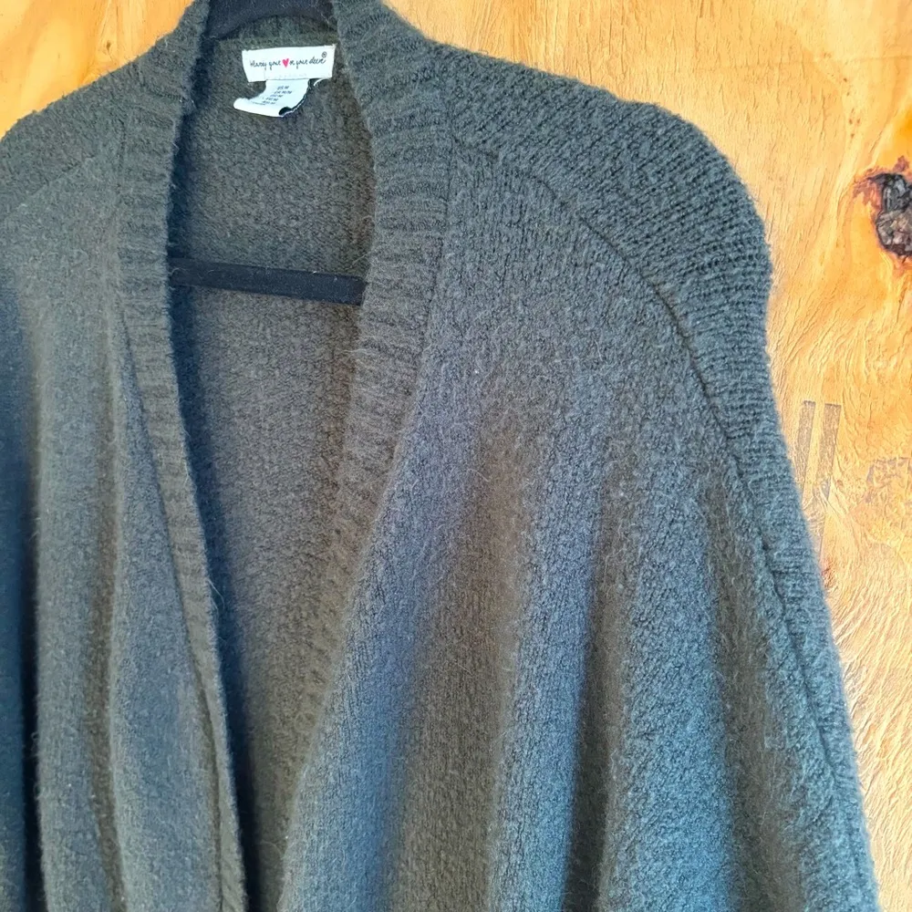 Wearing Your Heart Knit Long Soft Cozy Dark Green Cardigan Sweater Sz M Size M - Image 3