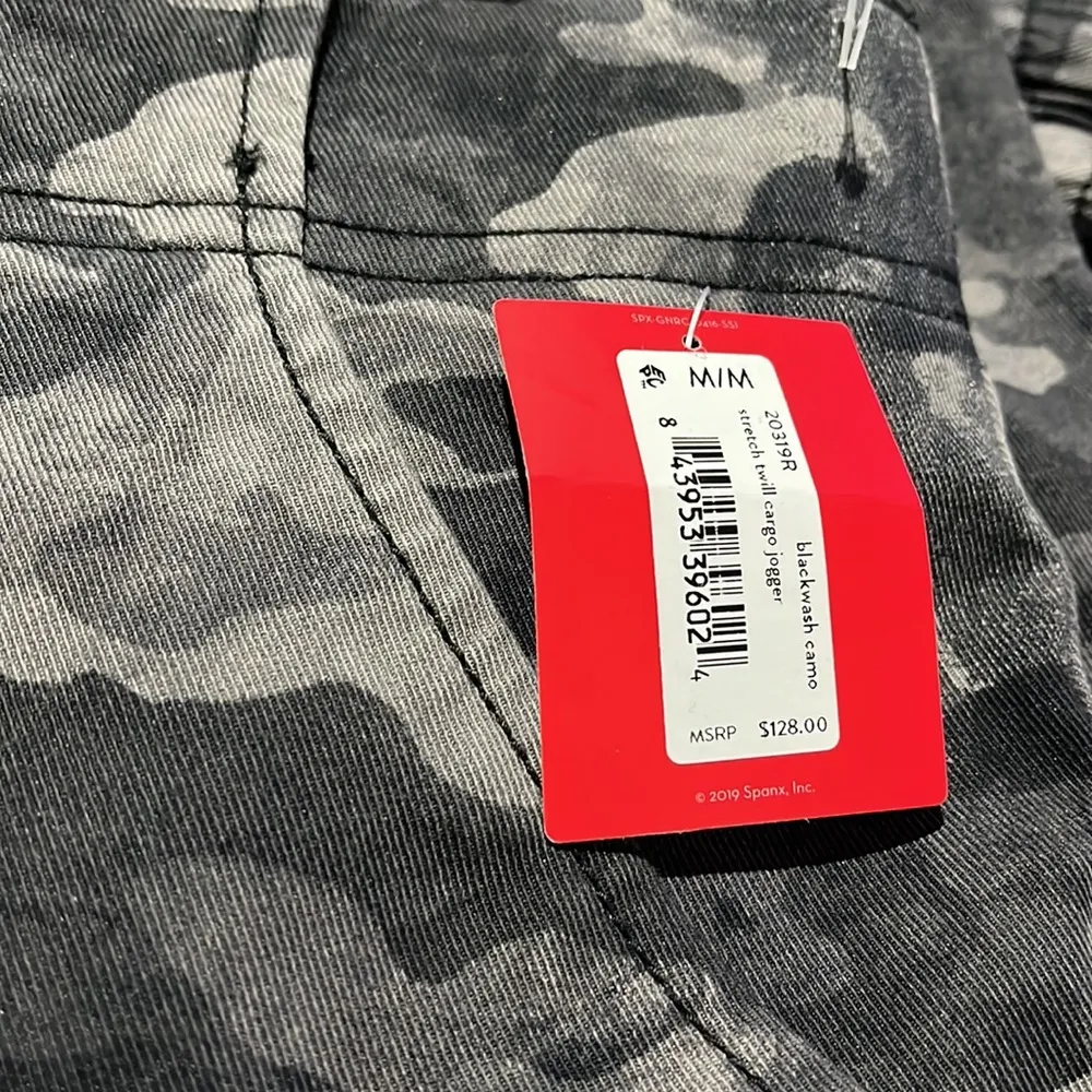 NWT SPANX Stretch Twill Cargo Jogger Pant BLACKWASH CAMO M - Image 8