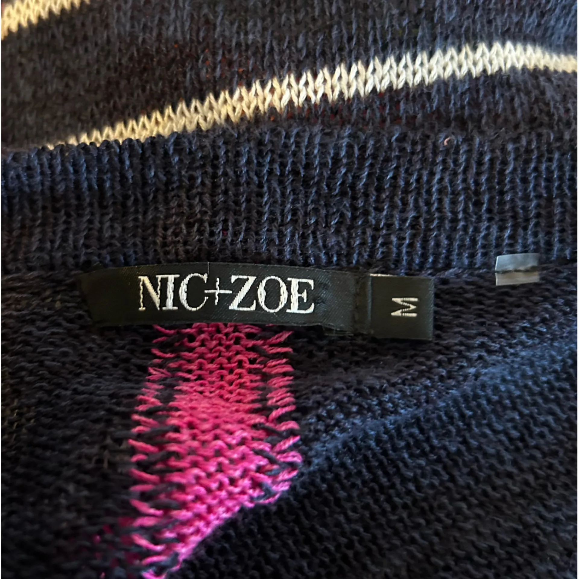 Nic + Zoe Linen Blend Long Sleeve Stripes V Neck Shirt Size Medium - Image 5