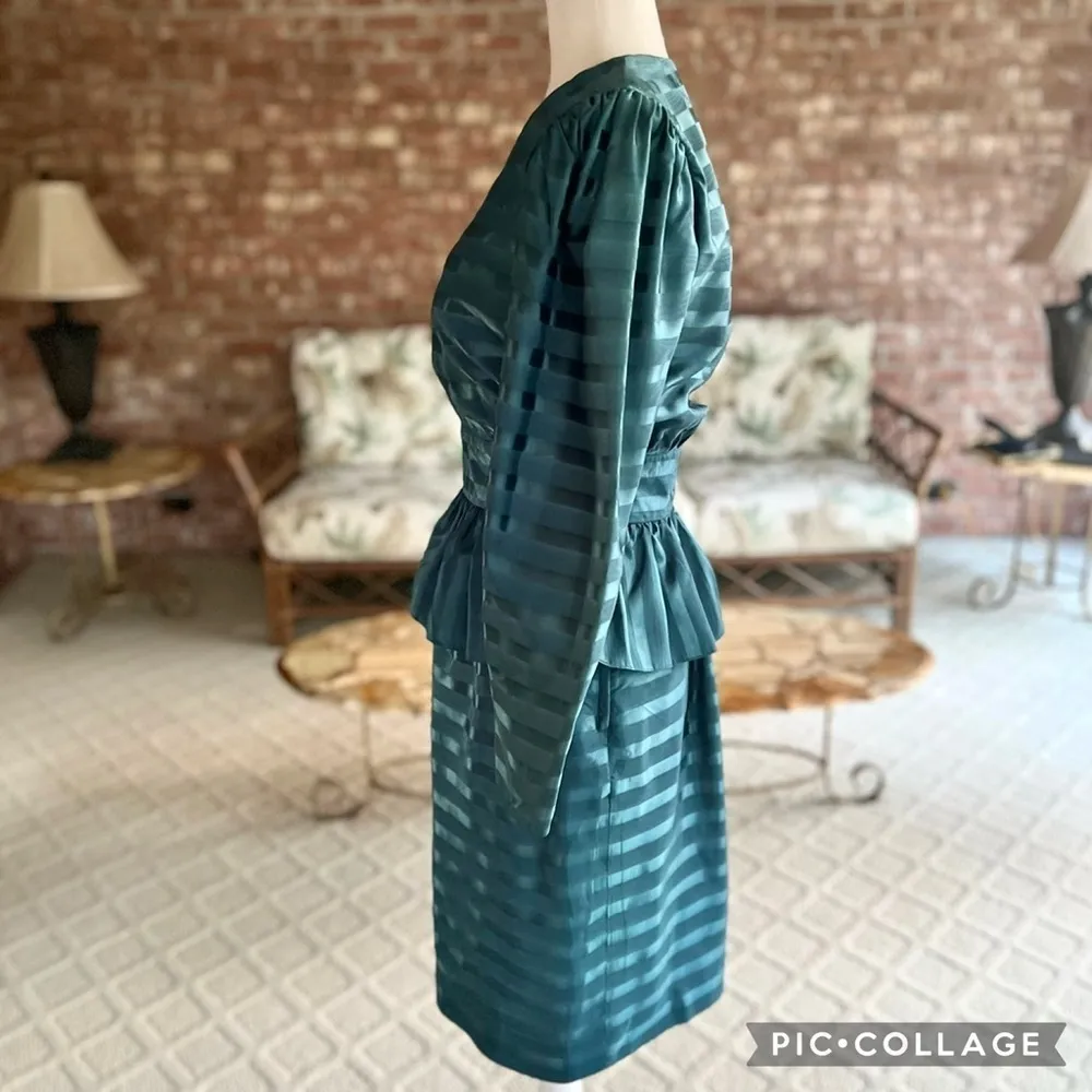 Albert Nipon Skirt Set Vintage 80’s Teal Satin Top& Peplum Skirt 6 Cocktail Chic Blue - Image 9