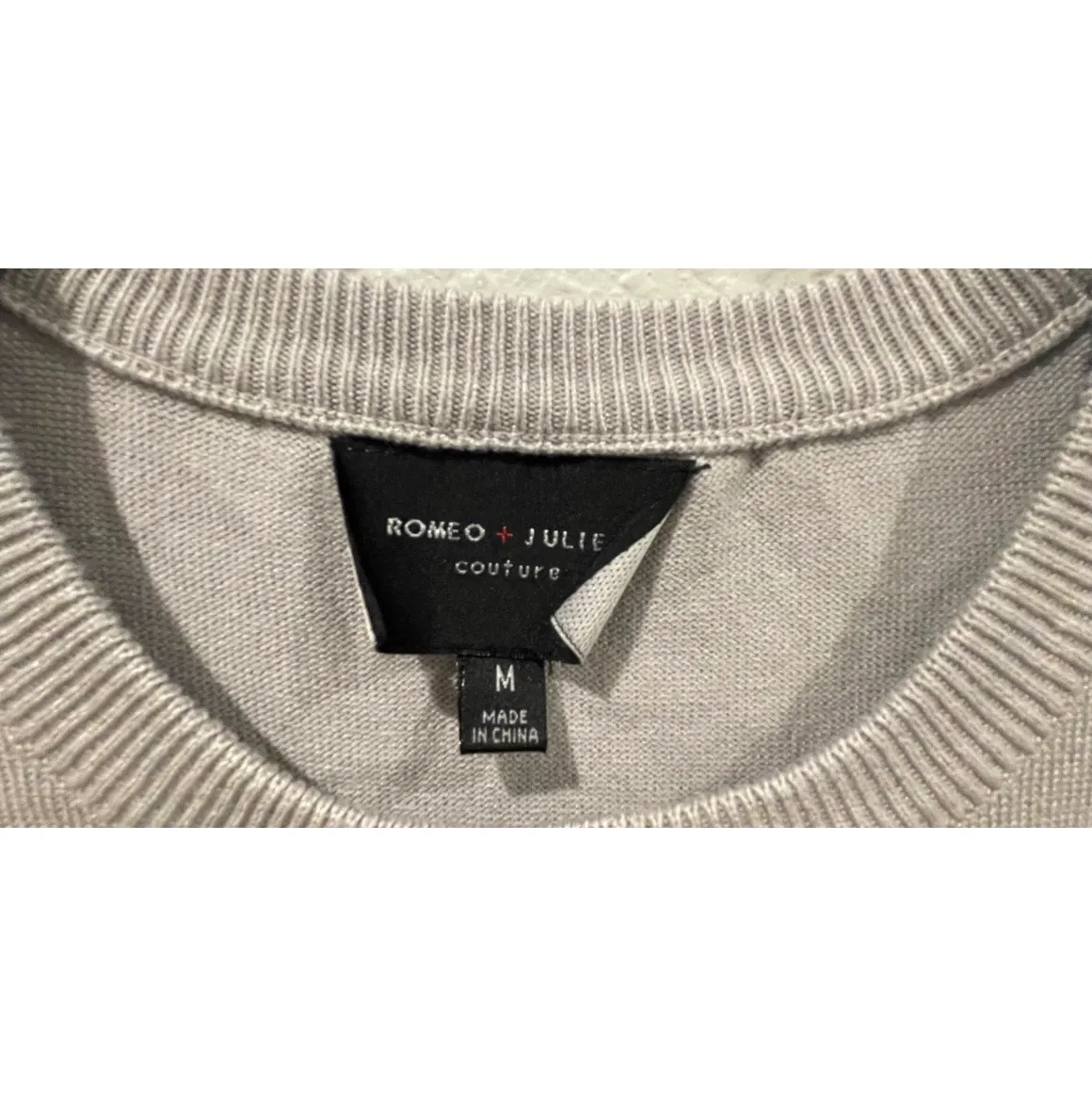 Romeo + Juliet Couture Grey Chevron Sweater Mini Dress - Image 5