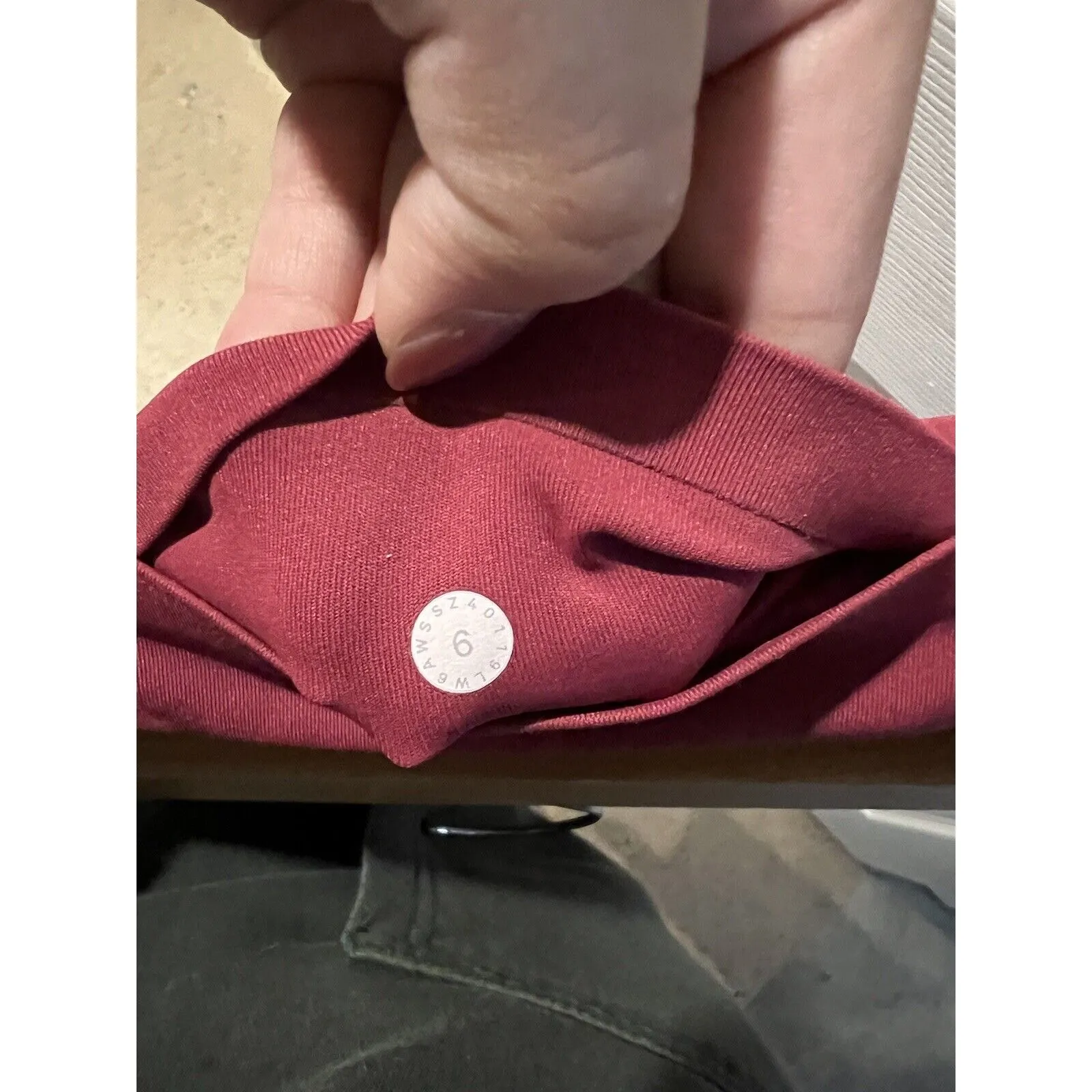 Lululemon All The Right Places Crop‎ Violet Red Womens 6 Pink - Image 6