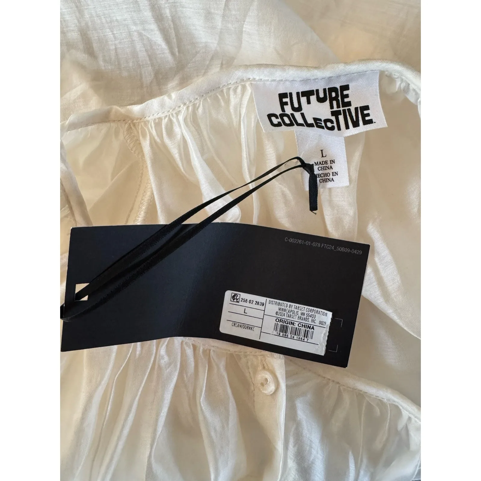 NWT Future Collective Sheer Cream Button Front Puff Sleeve Blouse Size Large - Image 7