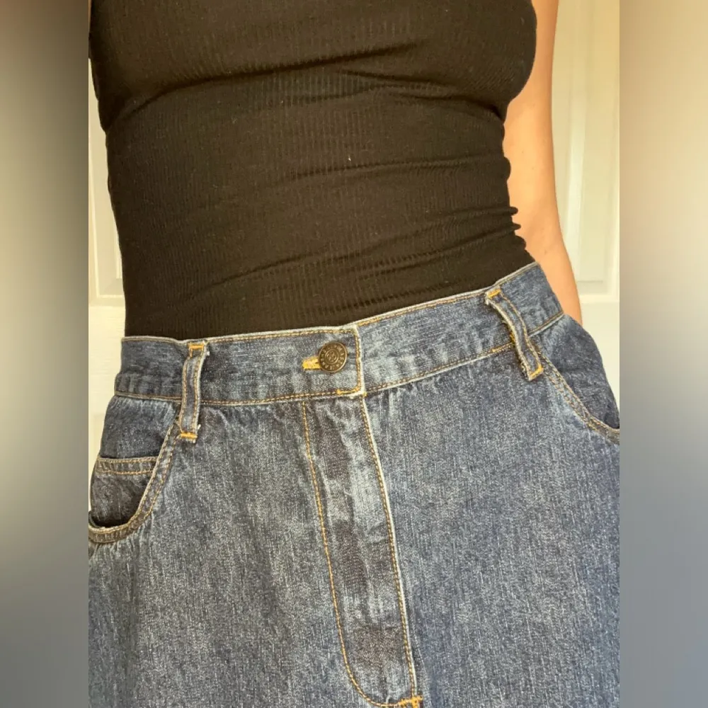 Bill Blass Jeans skirt - Image 4