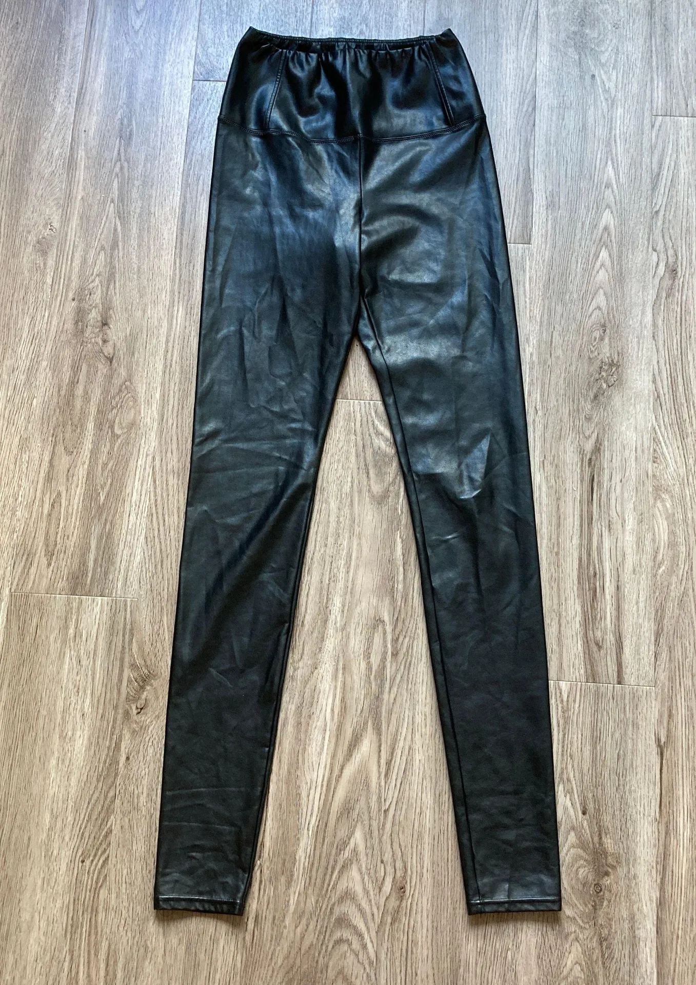 Aritzia Wilfred Free Daria Black Vegan Leather Pants Size S - Image 2