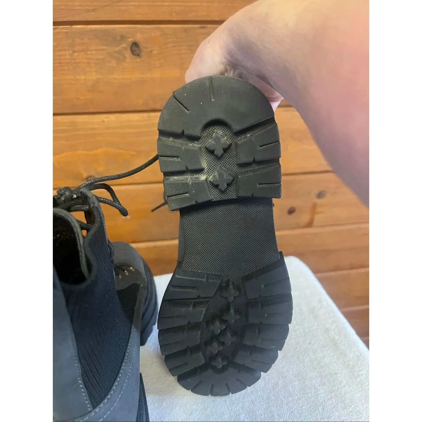 COZZY GIRL Journey women's ankle boots gray/charcoal black knit cuff Sz 7 NWOB - Image 4