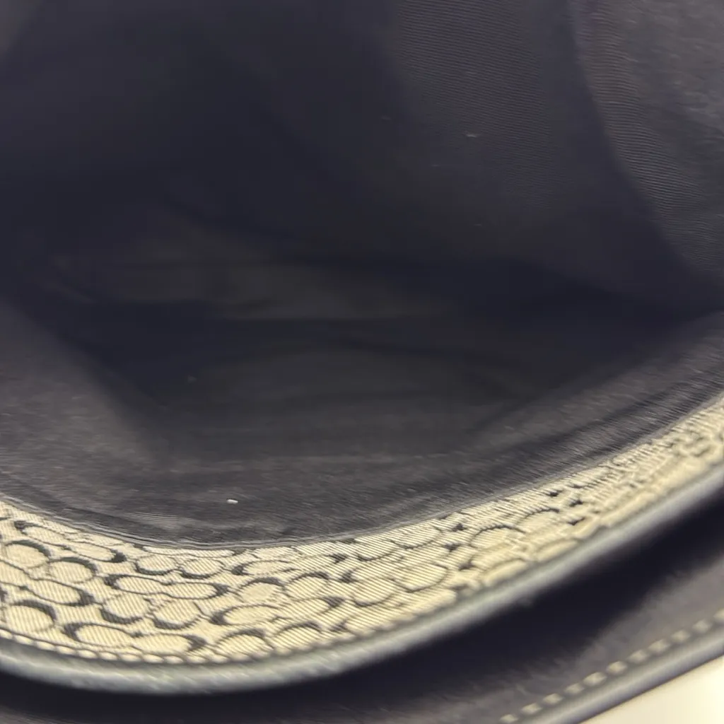 COACH VINTAGE SOHO JACQUARD Black and Gray Patterned Women's Bag. - Image 6