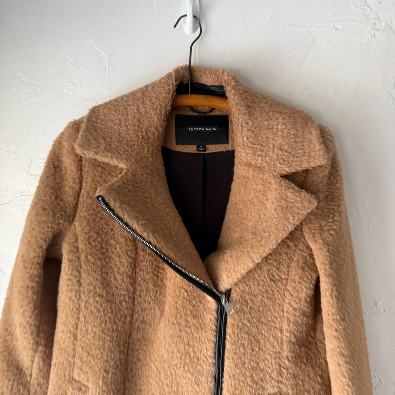 Andrew Marc Camel Alpaca Blend Asymmetrical Zip Coat Women's Size 6 Teddy Bear - Image 2