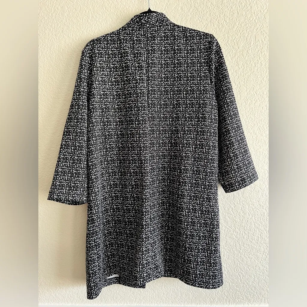 Women’s Large Black White Open Front Blazer Jacket Classic Career Layering Chic - Image 2