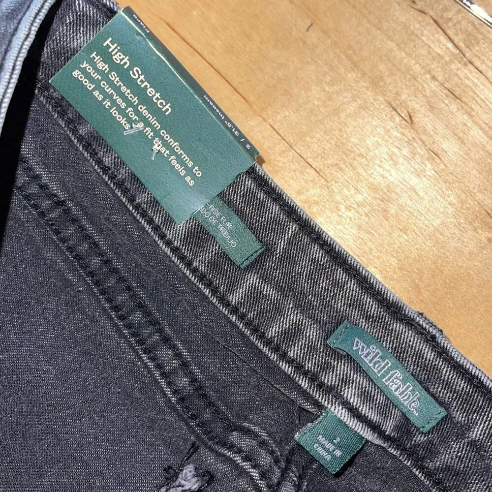 Wild Fable Womens Low Rise High Stretch Whiskered Flare Jeans Vintage Black Size - Image 6