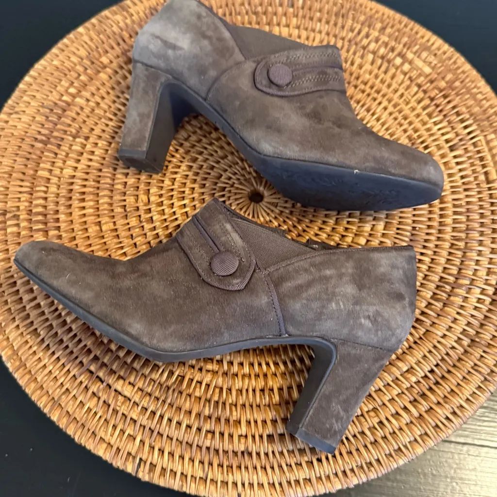 Clarks Brown Suede Women's Heeled Shoes - Image 9