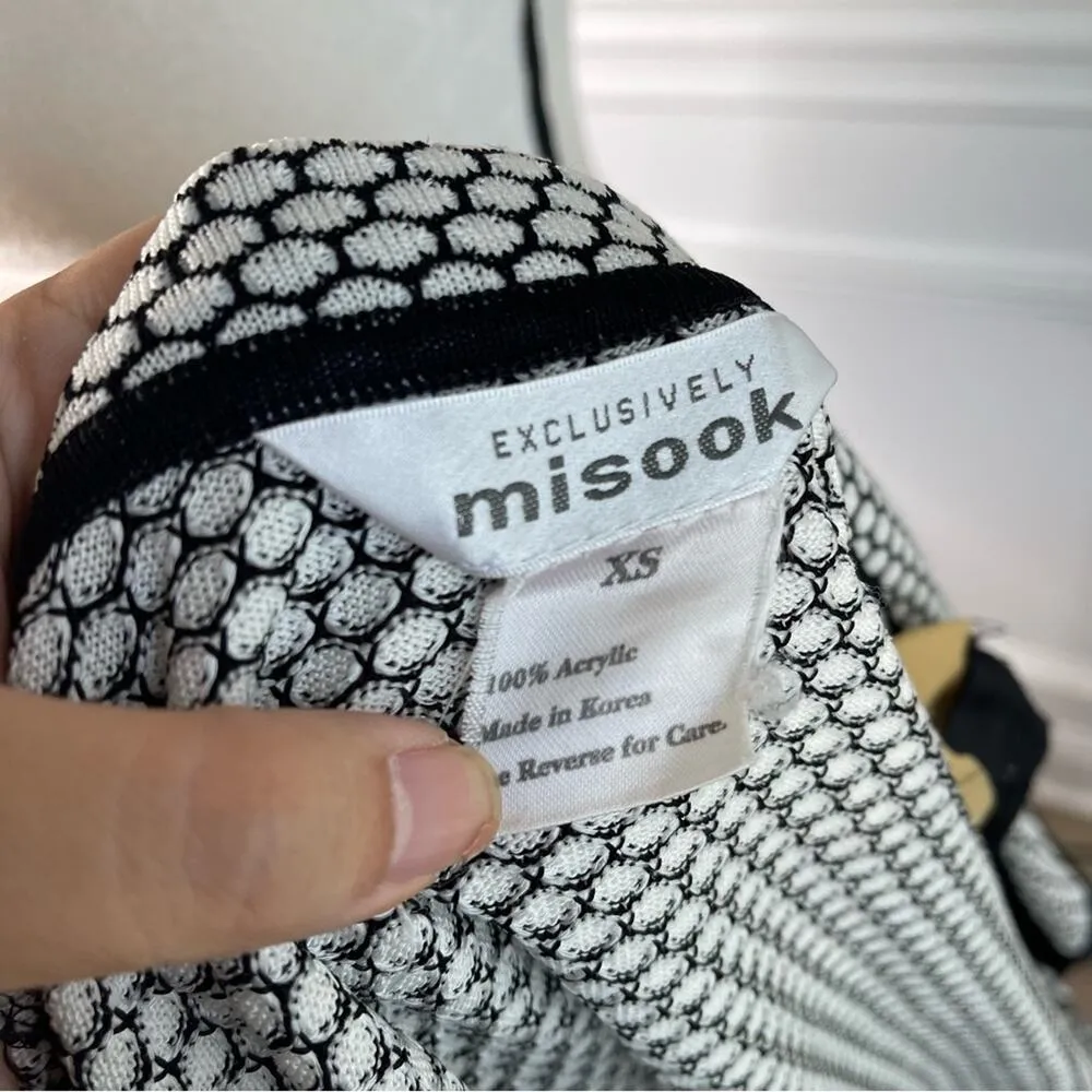 Misook textured  button front knit blazer size XS‎ - Image 3