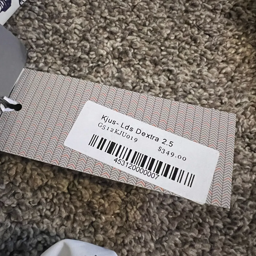 KJUS Raingear Dextra 2.5 Womens Jacket Floral Printed Size 38 Medium Regular NWT Black - Image 9