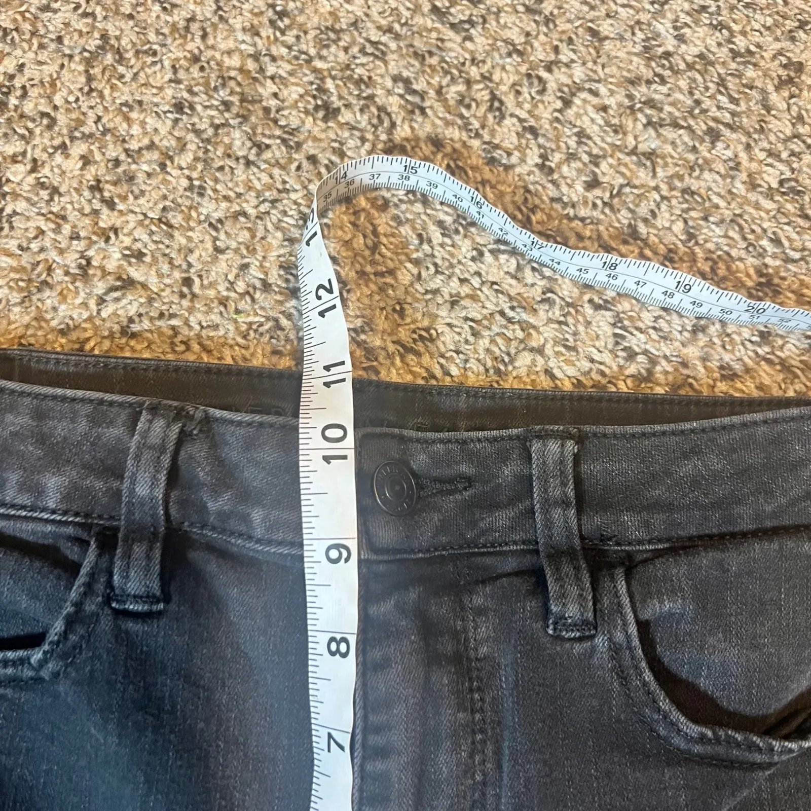 American Eagle Super Hi Rise Jegging Jeans Black Ripped Knee Women Size 8 Short - Image 6