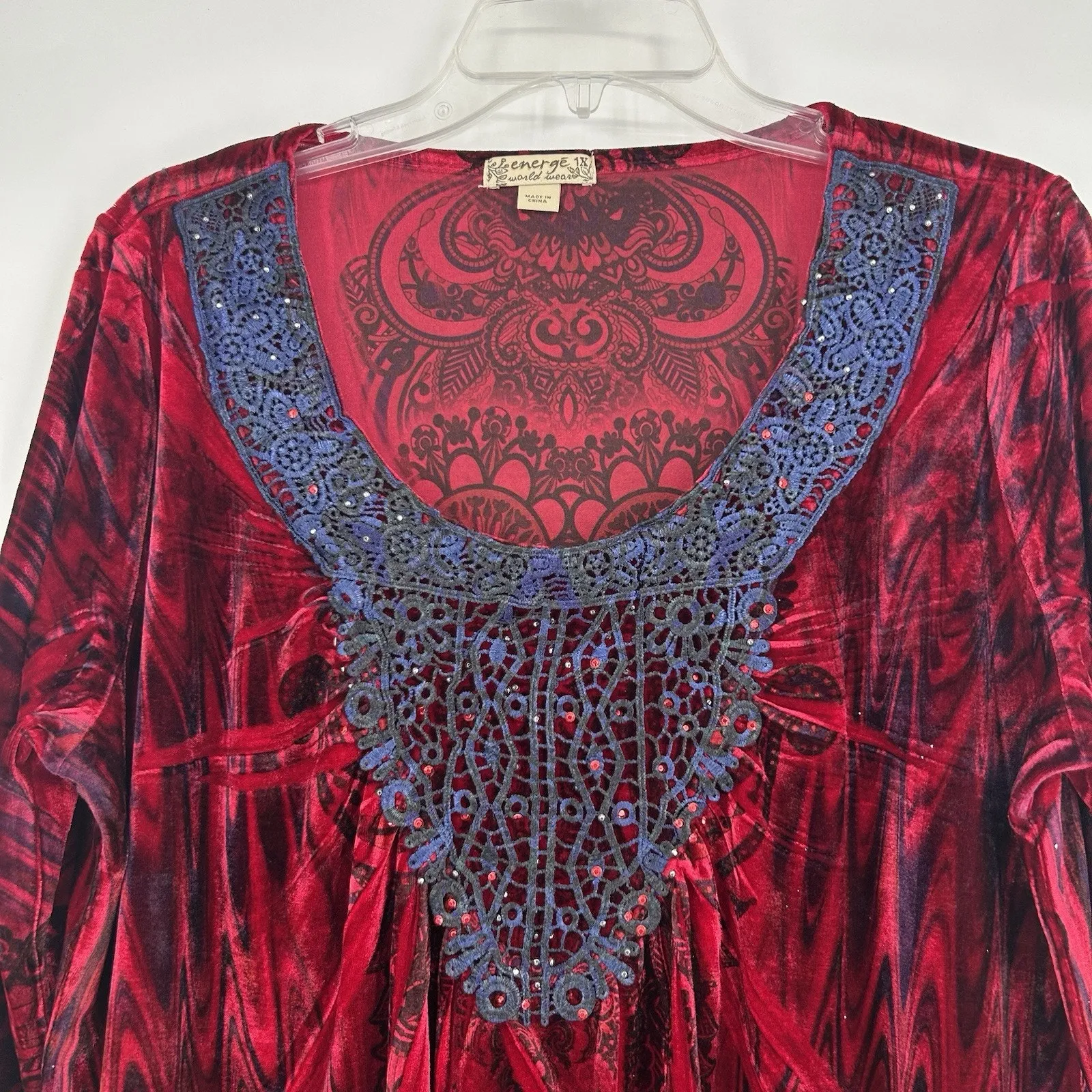 One World Boho Velvet Top Red Blue Lace 3/4 Sleeves Embellished Size 1X - Image 2