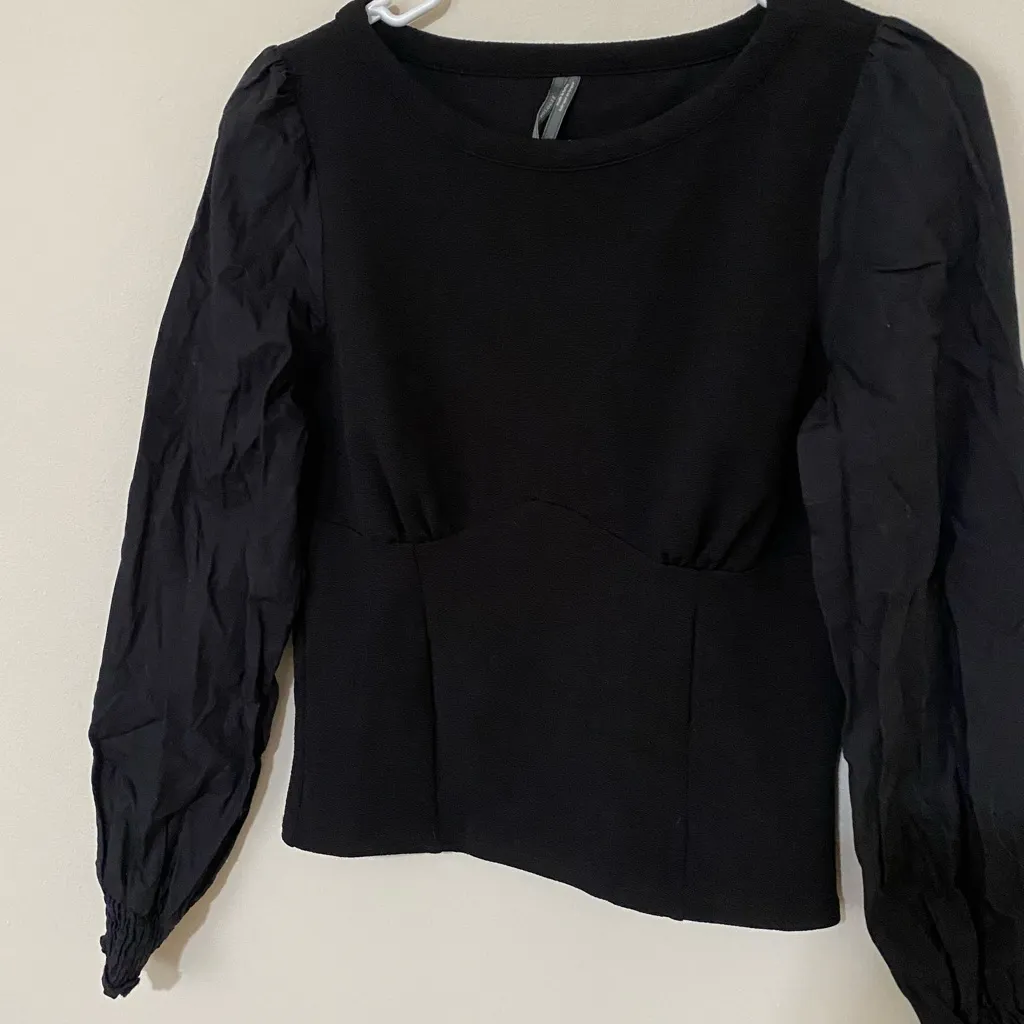By Anthropologie Black Structured Long-Sleeve Top Size Small - Image 6