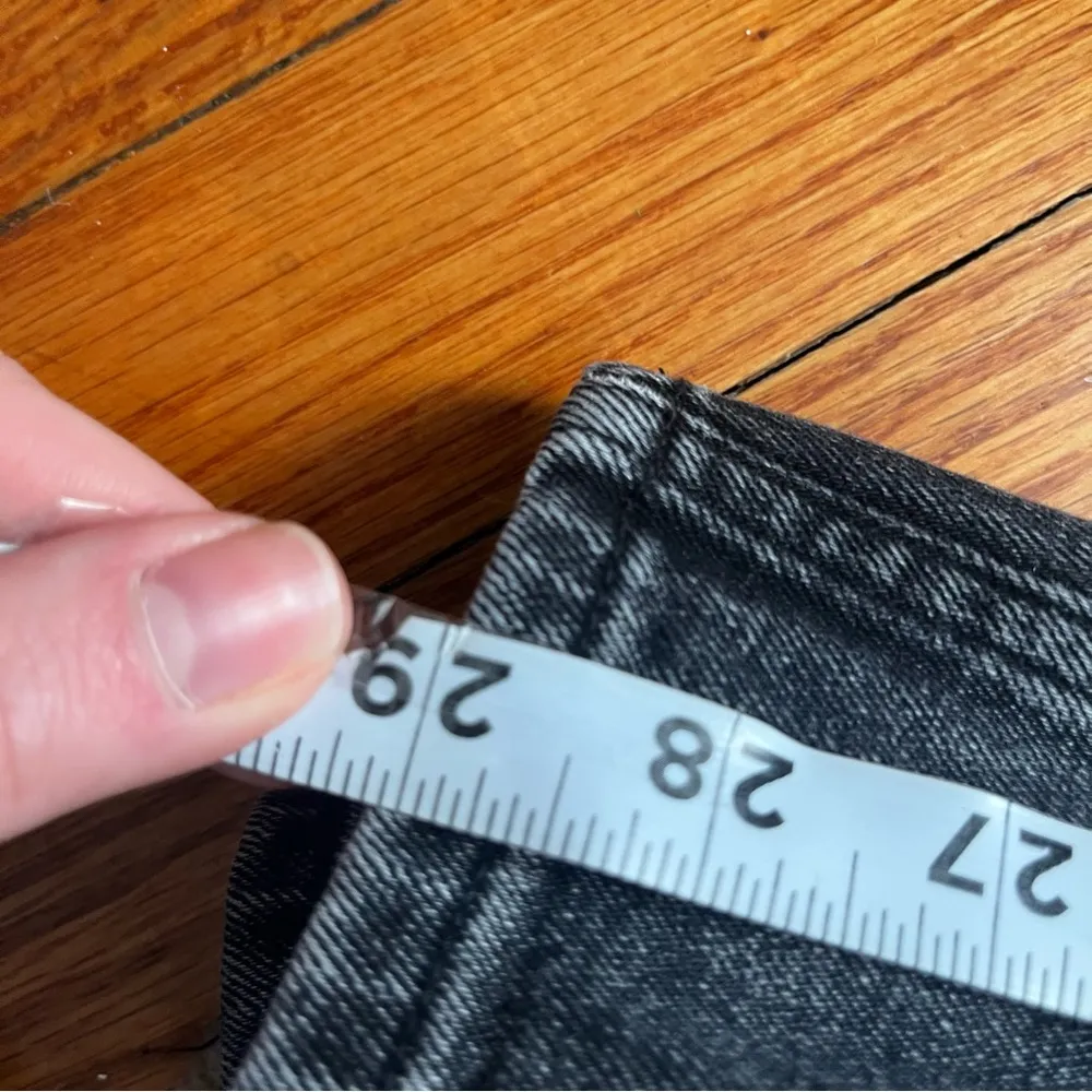 Abercrombie and fitch black 90s straight leg cross over waist size 4s - Image 4