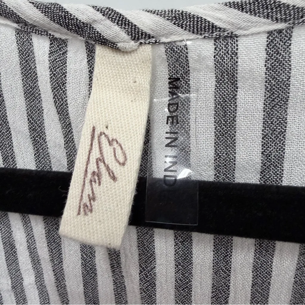 Elan  Pinstripe Cover-Up Romper Size Medium - Image 6