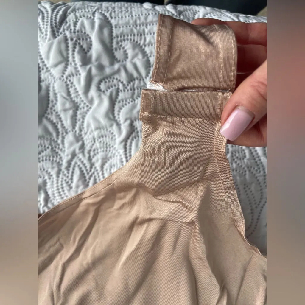 NWT MUSSGUIDED TAN SLINK BODYSUIT US2 - Image 7