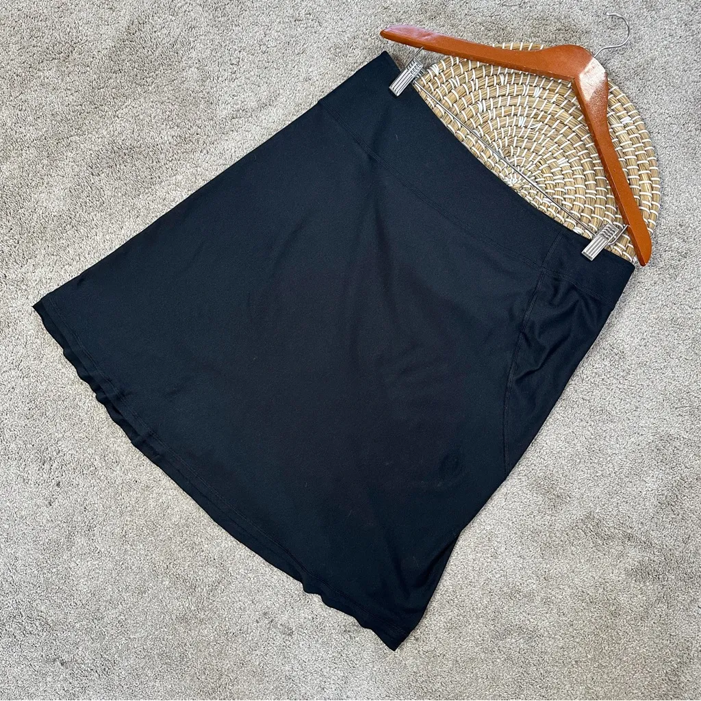 Mountain Hardwear Women’s Better Butter Soft A-Line Skirt Pull On in Black L - Image 6