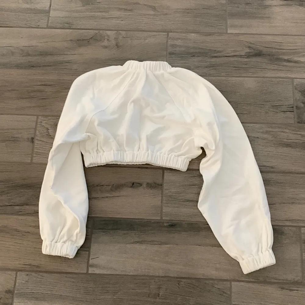 Michael Costello  X Revolve White crop sweater - Image 6