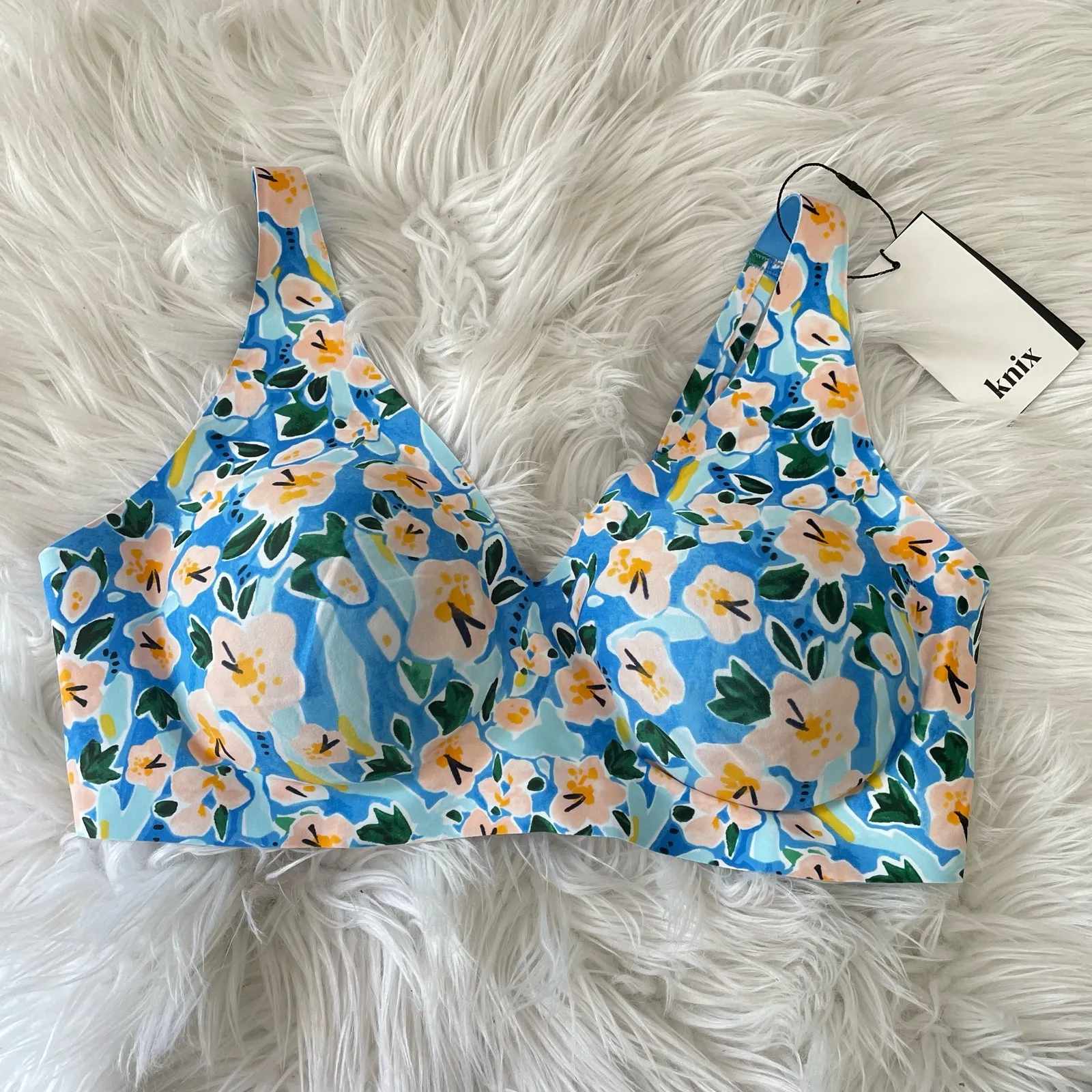 Knix Revolution Wireless Wire Free Seamless V Neck Bra Blue Floral 36 D DD 1+ - Image 2