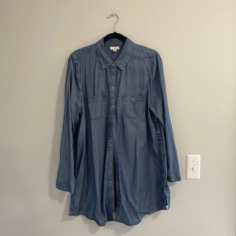 Women’s j Jill Jean button up size large Blue - Image 2