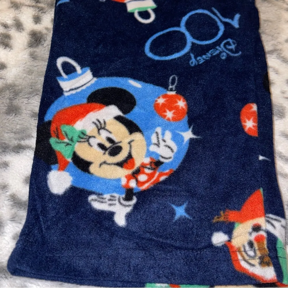 Disney Christmas pajama pants - Image 2