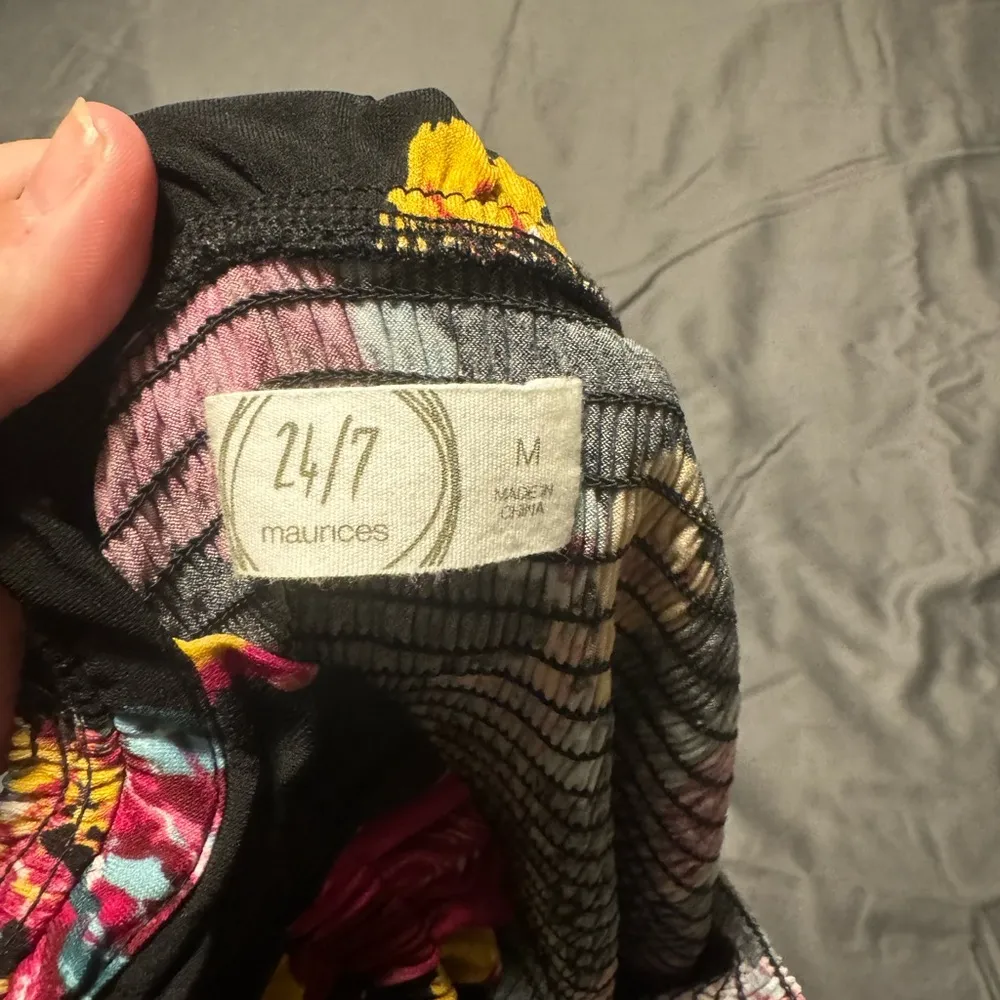 Maurices Black and Pink Floral Jumpsuit Wide-Leg Sleeveless - Image 3