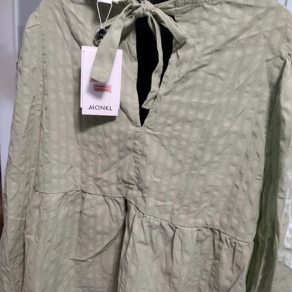 Monki NEW   sage green stripe top - Image 3