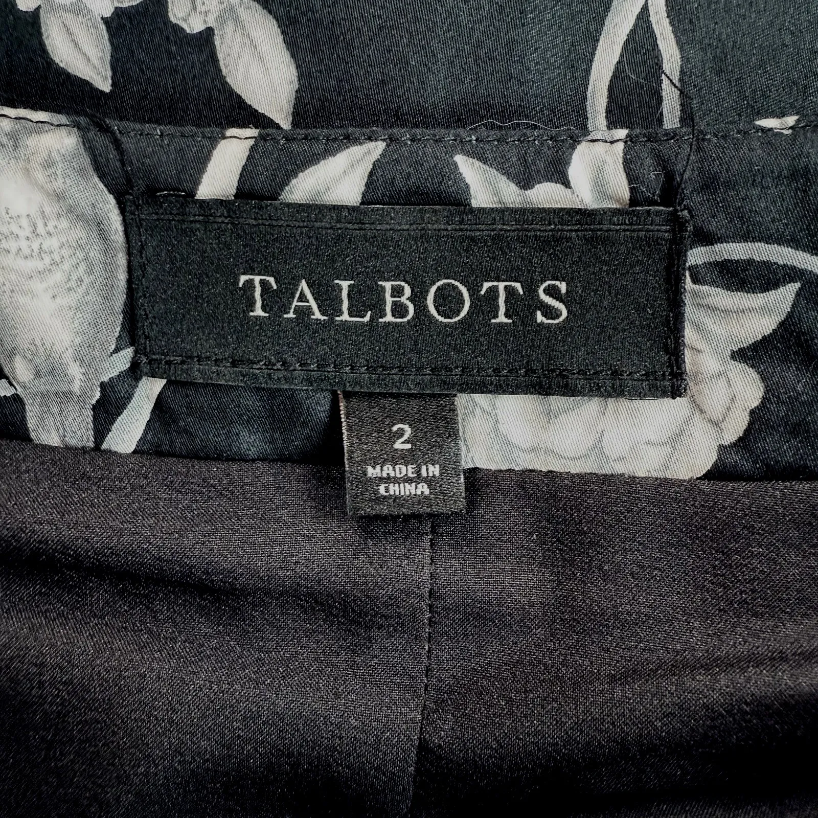 Talbots Skirt Women 2 XS Floral Bird Print A Line Midi Scalloped Hem Coquette - Image 2
