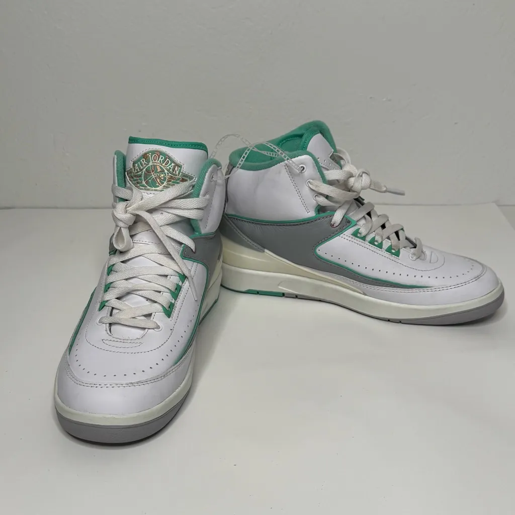Nike Air Jordan 2 Retro Shoes Womens Size 10.5 Sneakers Crystal Mint‎ White - Image 2