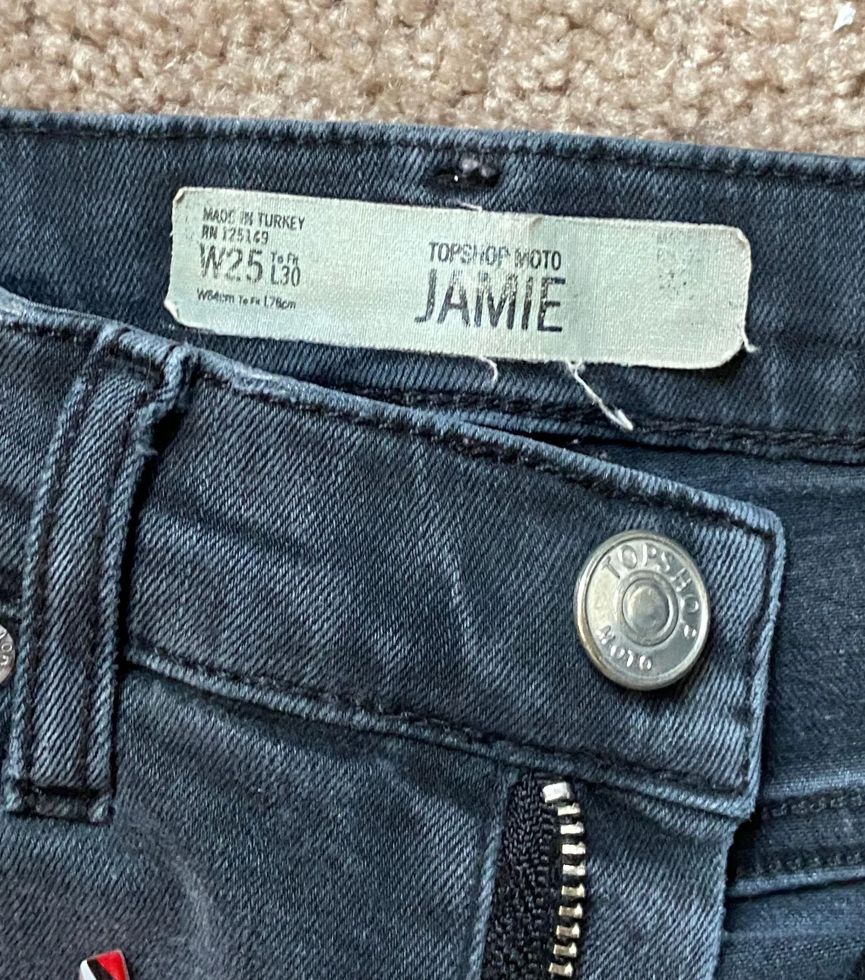 Topshop Ripped Jamie Jeans - Image 4