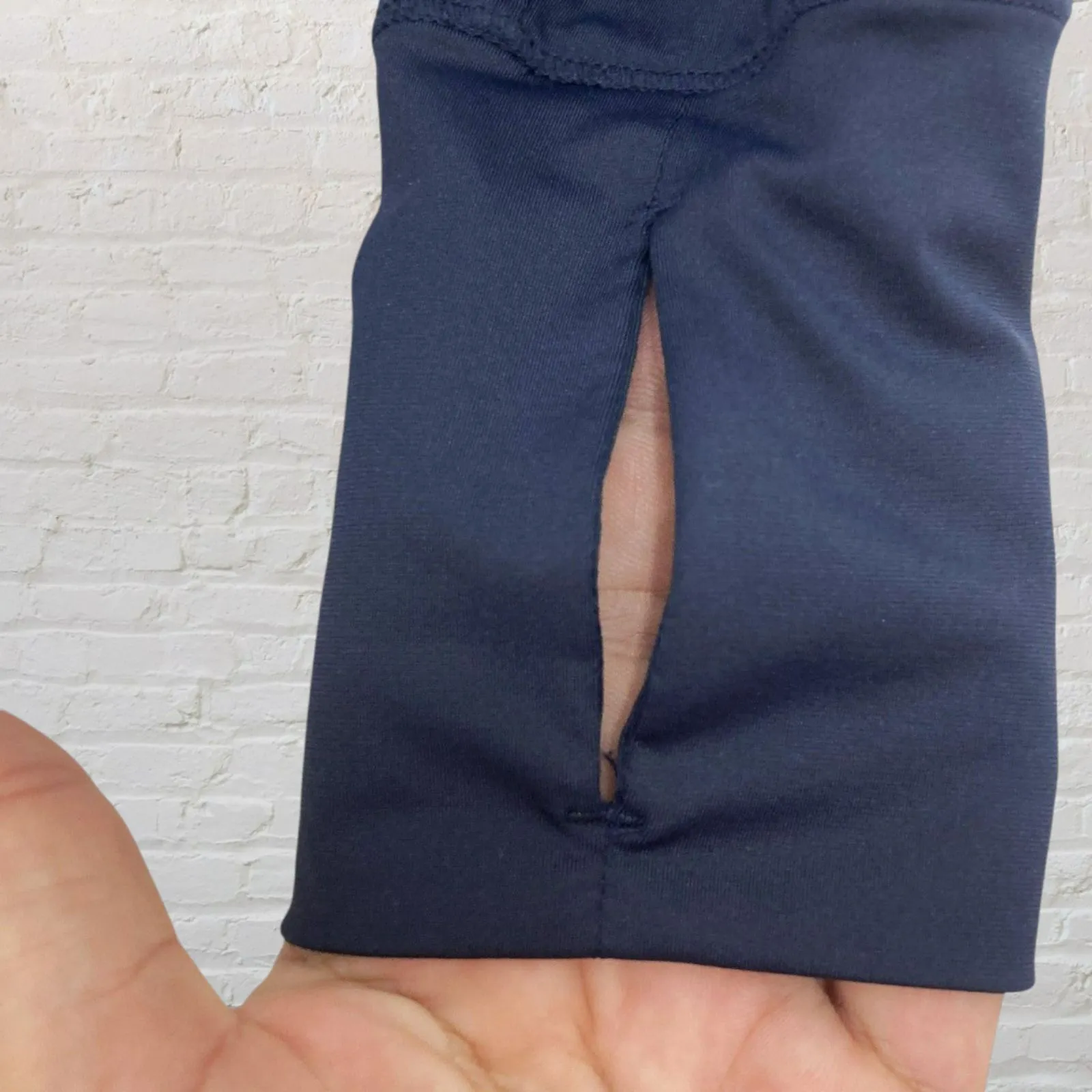 Athleta Sunlover UPF Tulip Back Navy Top S | Thumbholes • Outdoor Activewear - Image 11