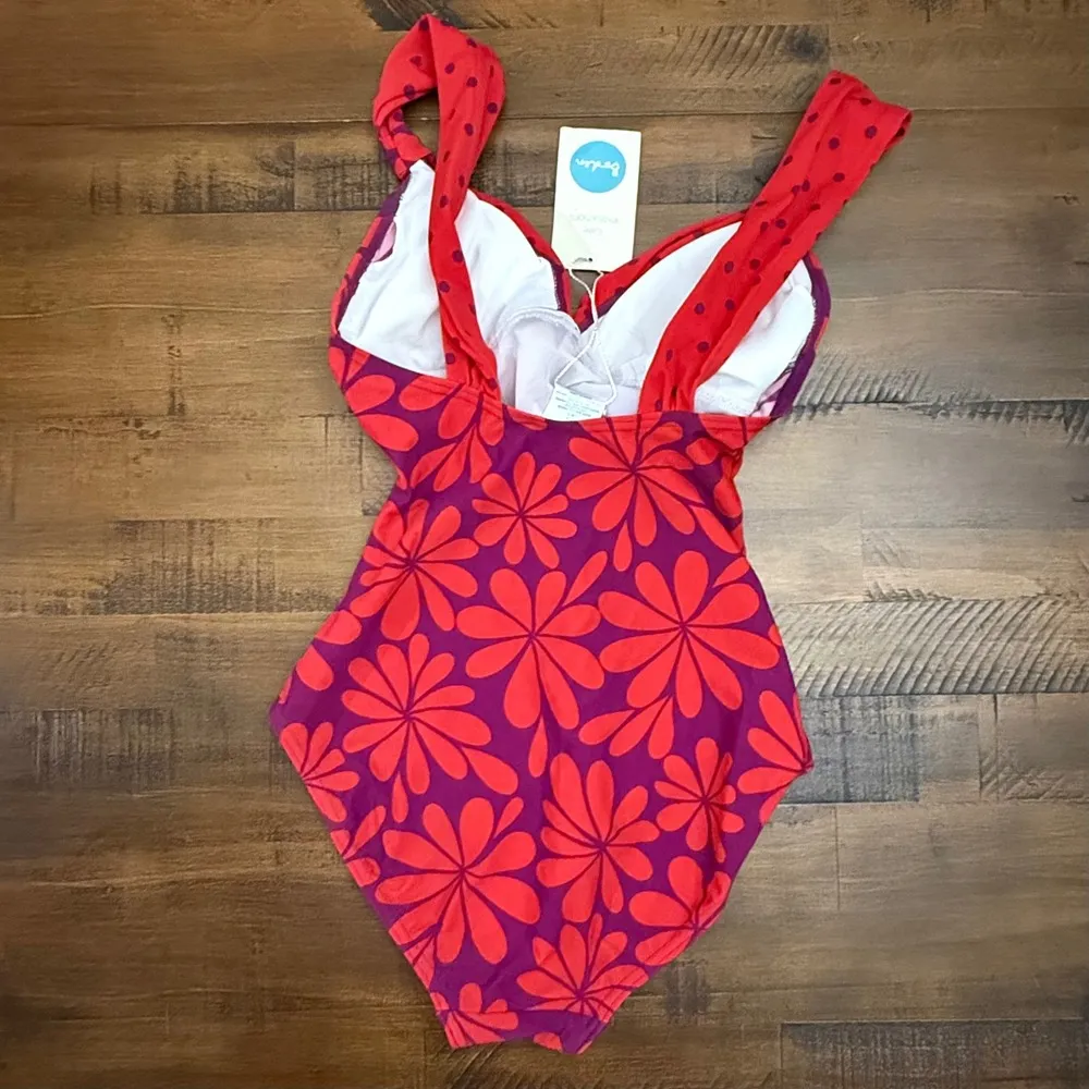 Boden Floral Print One Piece Swimsuit Ruched Twist Front Red & Purple US 2 - Image 4