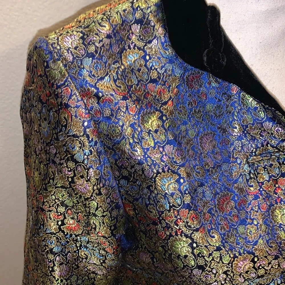 Reversible black velvet Metallic colorful flower print colored blazer jacket - Image 8