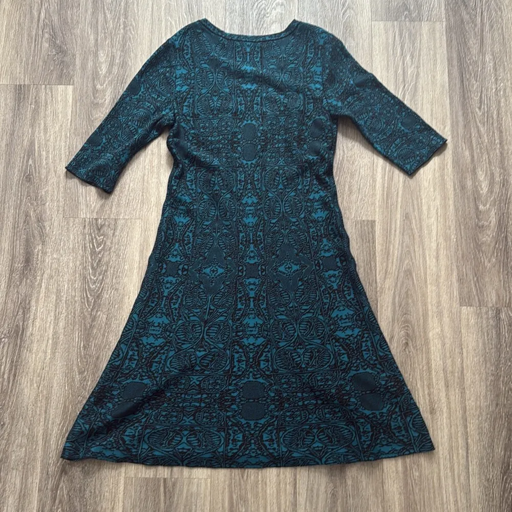 Peruvian Connection Green Sheath Dress with Dolman Sleeves - Image 3