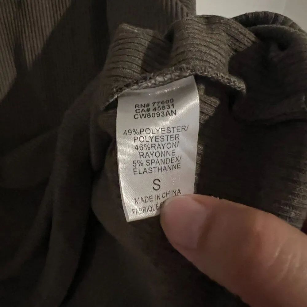 Chaser Anthropologie Harrieta Henley Top small - Image 10